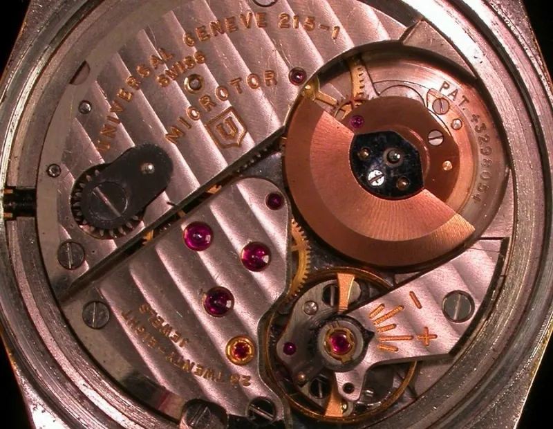 universal geneve caliber 215